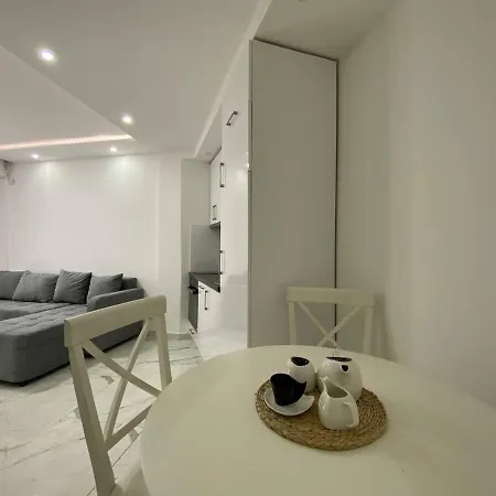 One-bedroom Apartment, One Step From The Sea Apartamento